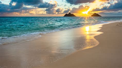 nude beach in oahu|Cromwells Beach